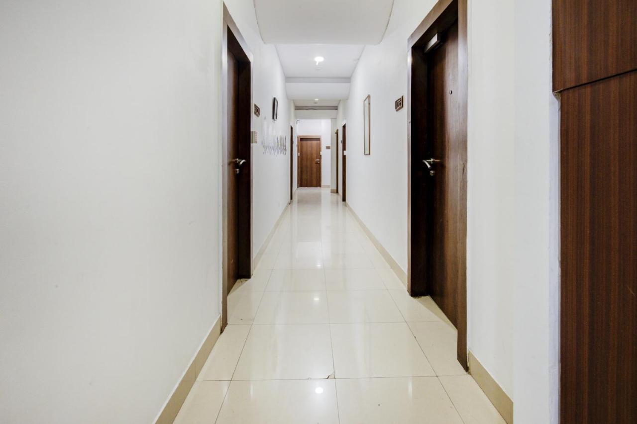 Capital O 77295 Hotel Bansidhar Bhuvan Bombaj Exteriér fotografie