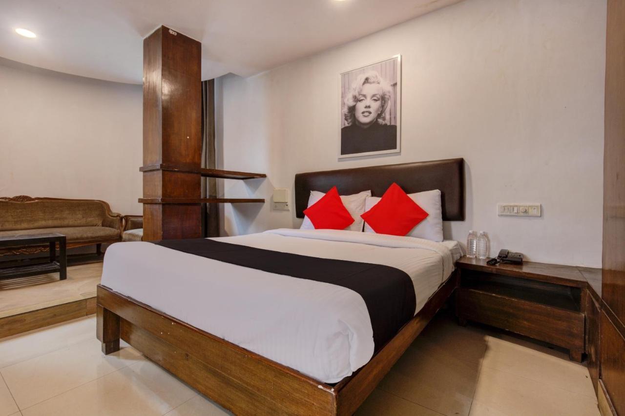 Capital O 77295 Hotel Bansidhar Bhuvan Bombaj Exteriér fotografie