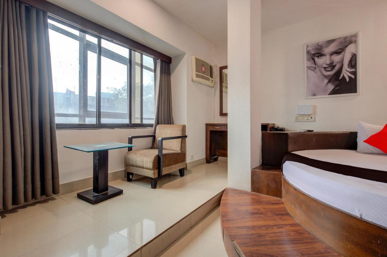Capital O 77295 Hotel Bansidhar Bhuvan Bombaj Exteriér fotografie